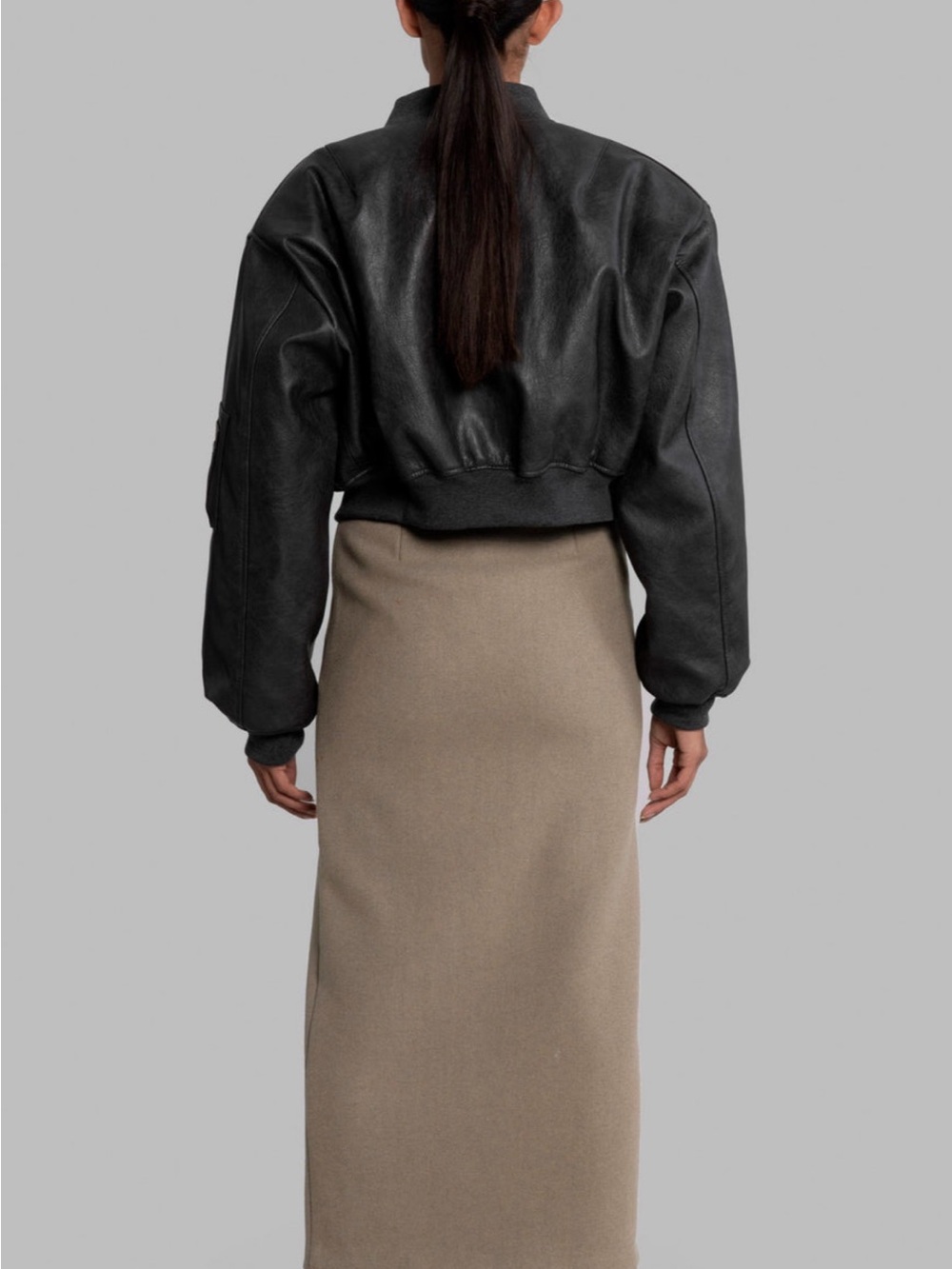 The Frankie Shop Black Cropped Bomber Jacket - Picture 4 of 9